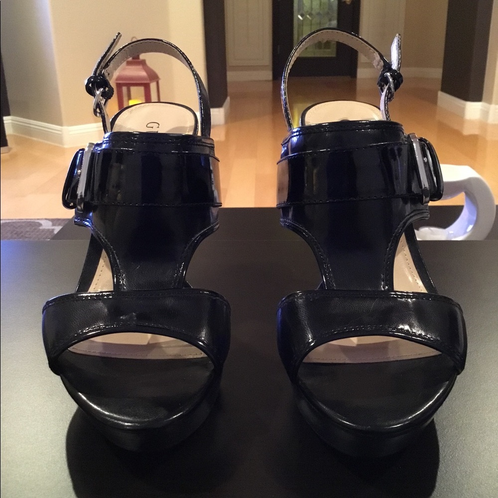 GUESS black patent leather sling back high heel.